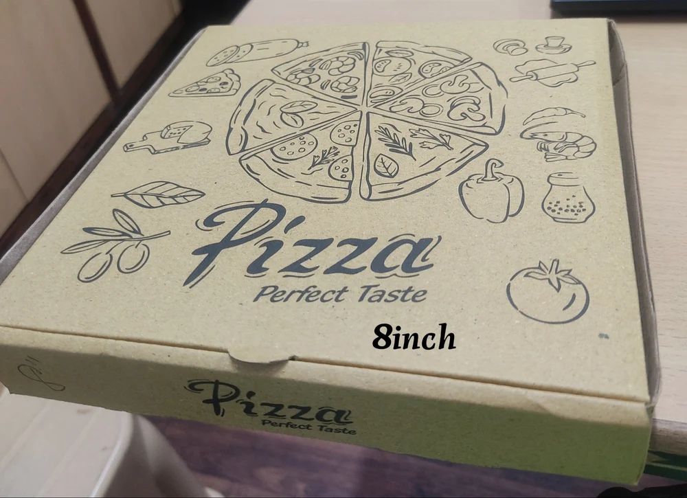 More pizza packaging