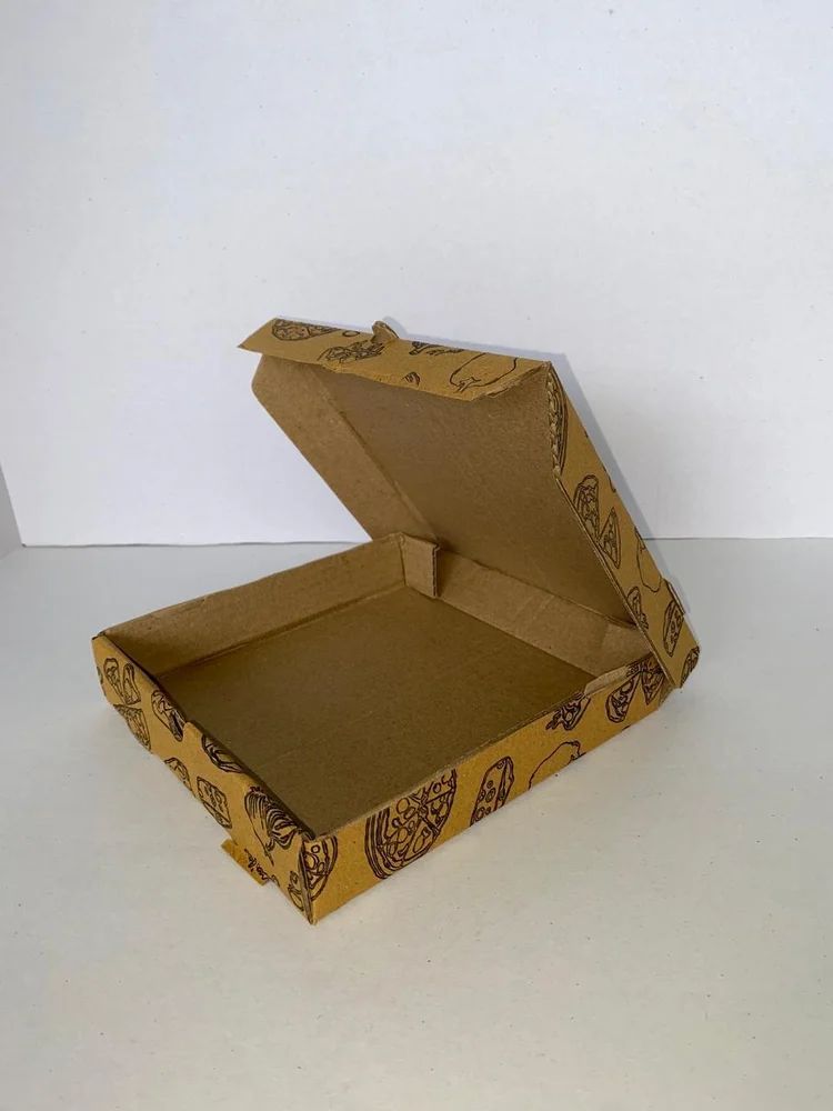 Three-ply corrugated pizza box — 8 inch